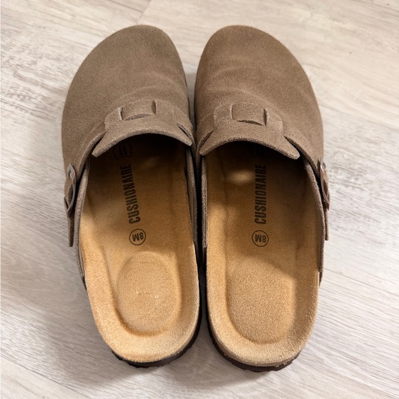 Cushionaire Suede Clogs with Buckle Moss Size 8 - Picture 9 of 10